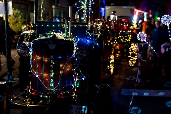 Seelzer Lichtermeer 2024 - Tausende Besucherinnen und Besucher genießen ein leuchtendes Programm-10.jpg
